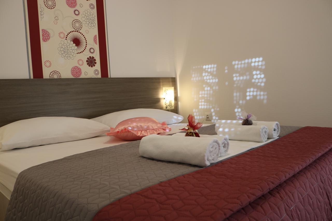 Apartments Marina Vodice Kültér fotó